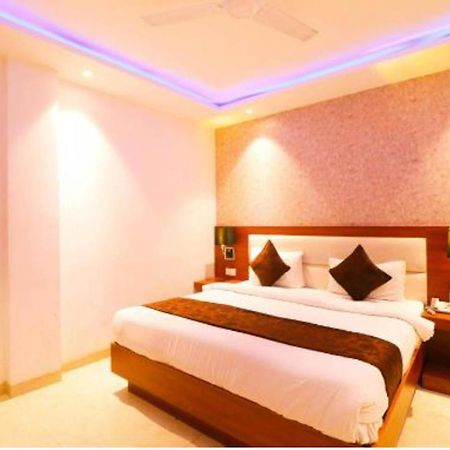 Hotel Royal Sky Luxury Near Delhi Airport ניו דלהי מראה חיצוני תמונה