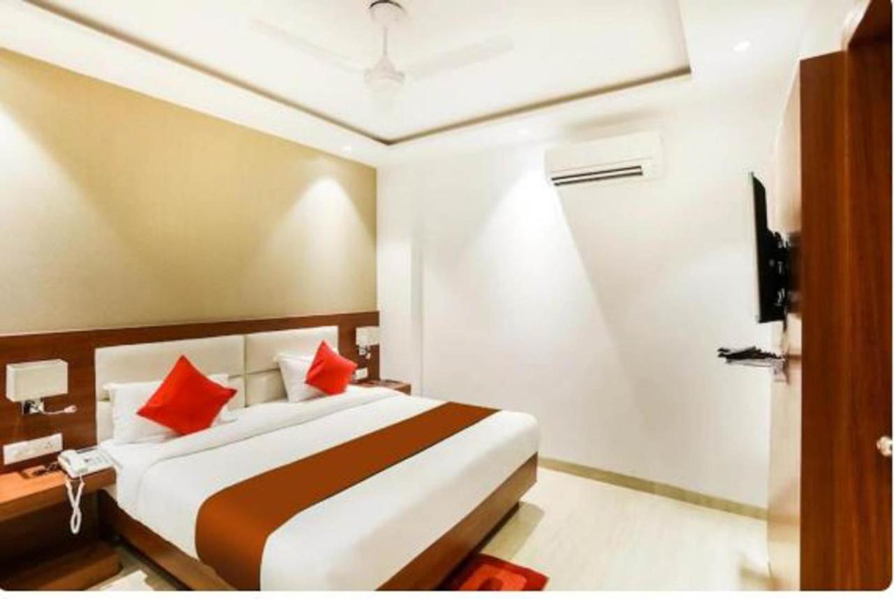 Hotel Royal Sky Luxury Near Delhi Airport ניו דלהי מראה חיצוני תמונה